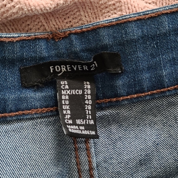 Forever 21 High Rise Full Length Wide Leg Jeans - Picture 4 of 6